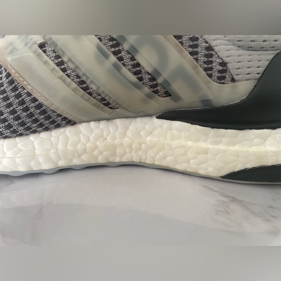 Adidas UltraBoost x Undefeated Shift Grey Men’s Running Sneaker - Picture 8 of 15